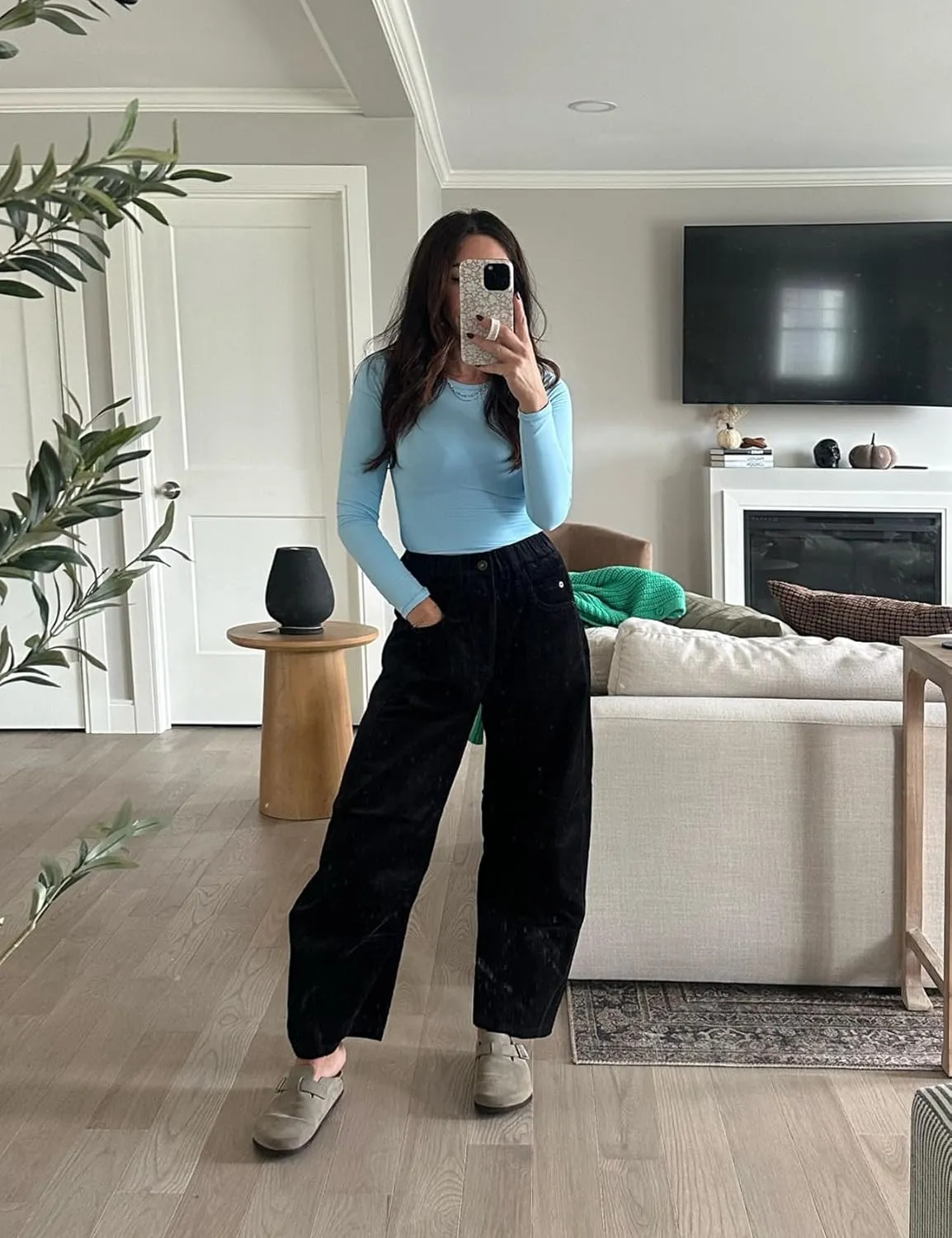 Flygo Womens Corduroy Pants Mid Rise Corduroy Barrel Pants Wide Leg Elastic Waist Cord Pants Casual Baggy Trousers