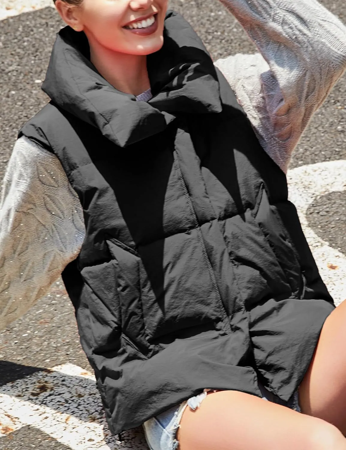 SDEER Women's High Neck Down Vest Zipper Button Sleeveless Puffer Down Winter Coats Vest Warm Short Jacket