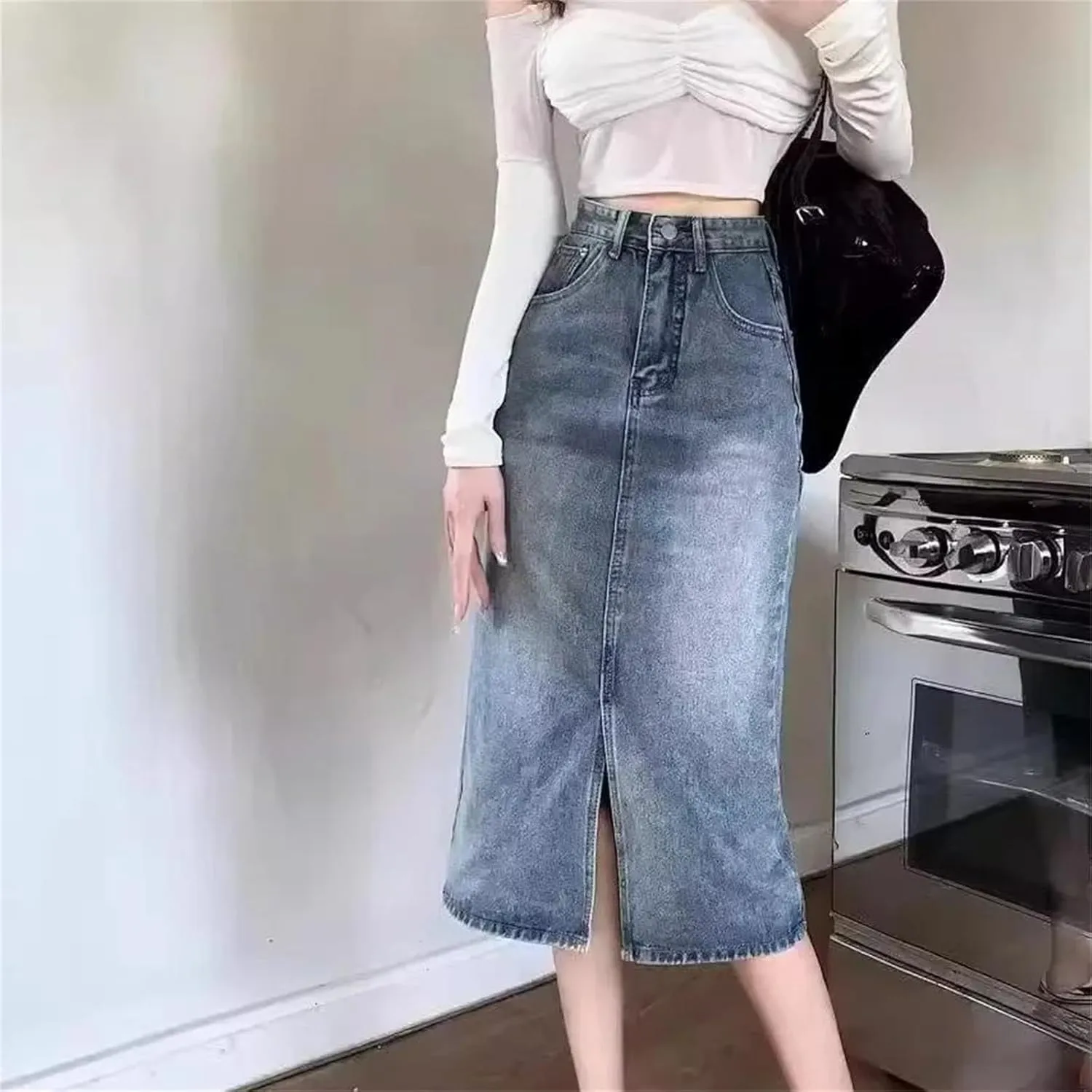 Women's Vintage High-Waisted Medium-Length Denim Skirt  Side Slit A-Line Hip Covering Skirt for Summer Dress