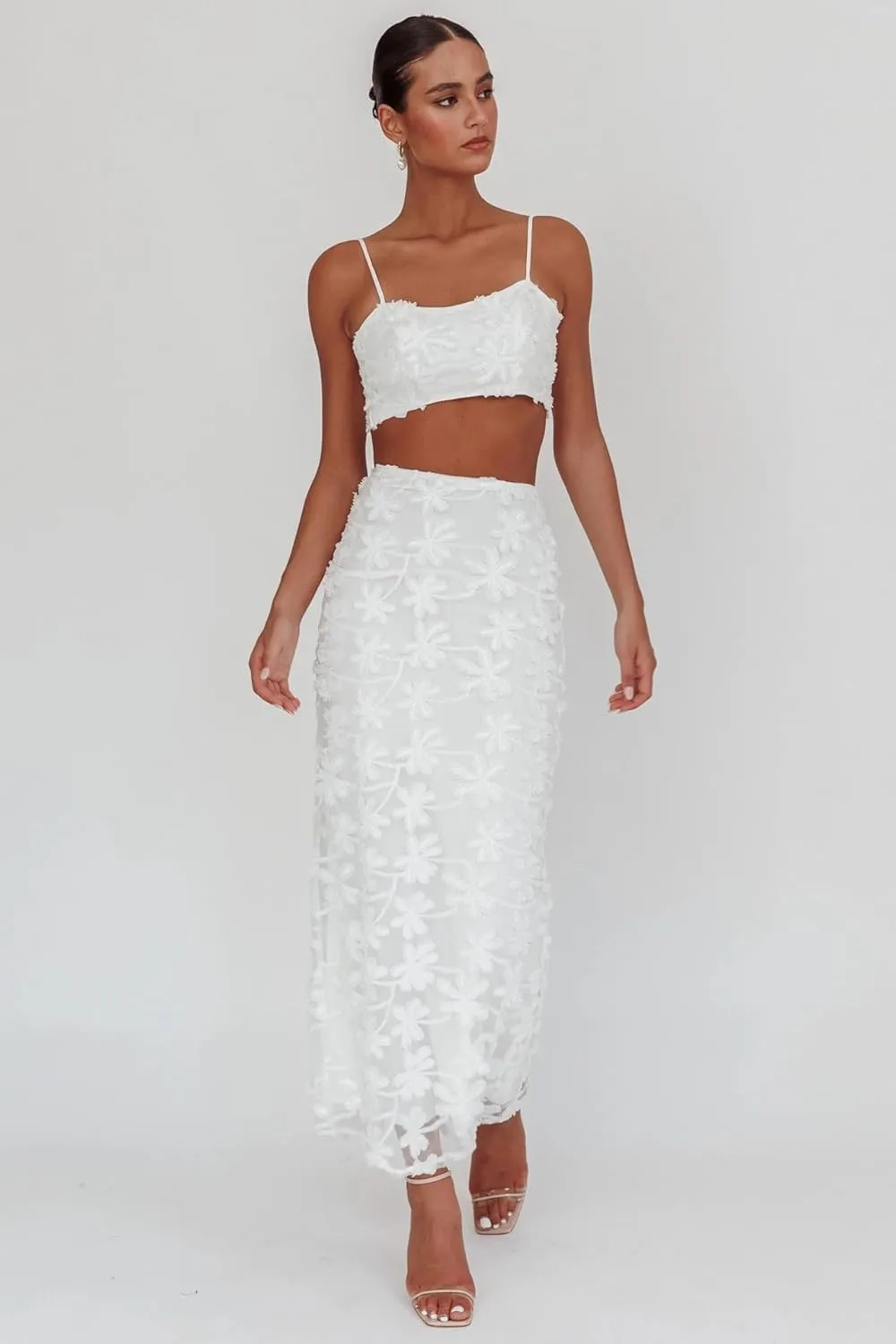 Wuitrie Women 2 Piece Outfit Off the Shoulder Backless Sexy Crop Tops Maxi Skirt Going Out Vacation Sets for Women